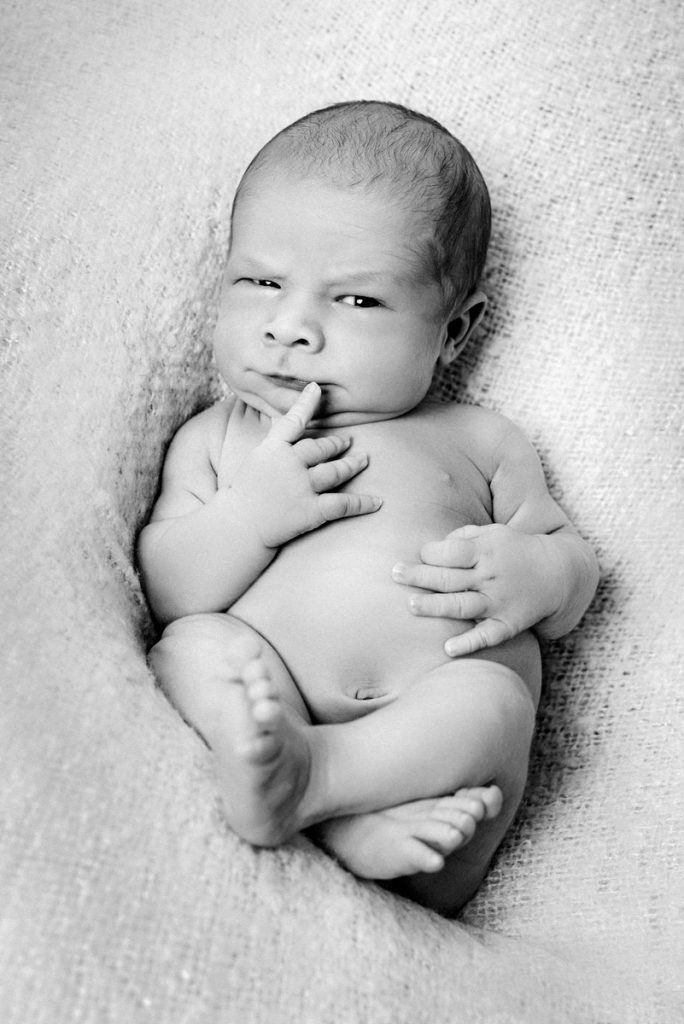 KRiSfoto baby-K.R.Siekielski-www.krisfoto.pl-fotografika-fotografia-noworodkowa-zdjecie dziecka-sesja fotogrfaiczna